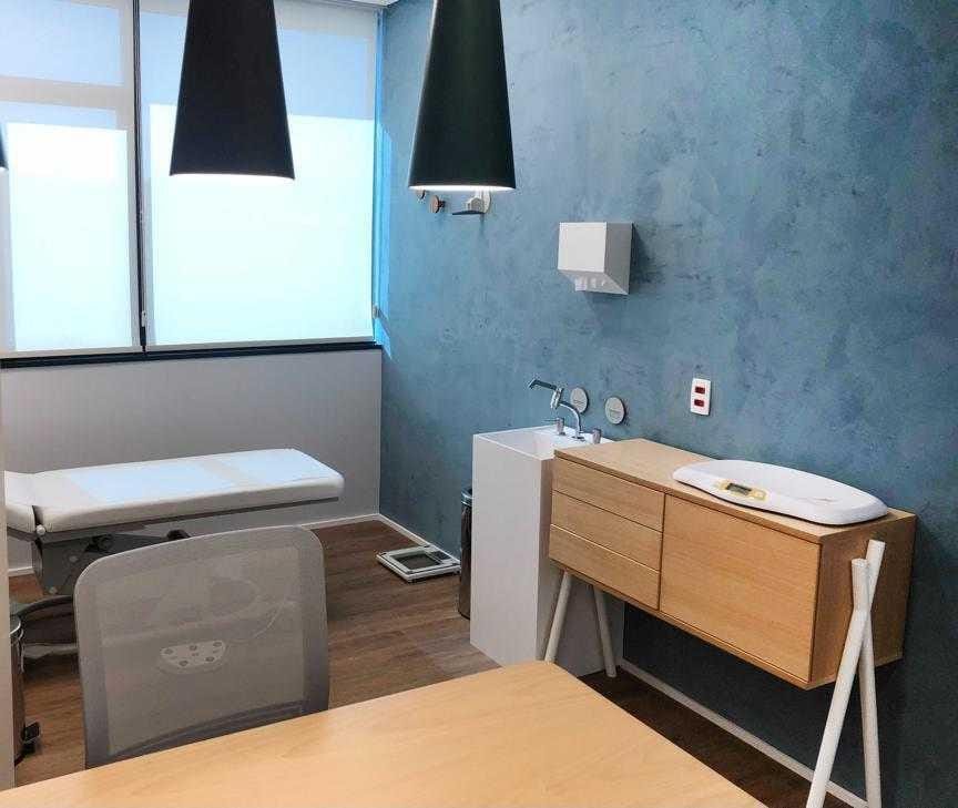 Erica Maia Alvarez_consultório médico